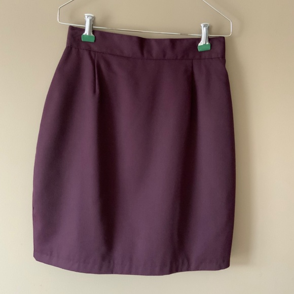 Jacket/skirt suit - Picture 4 of 7